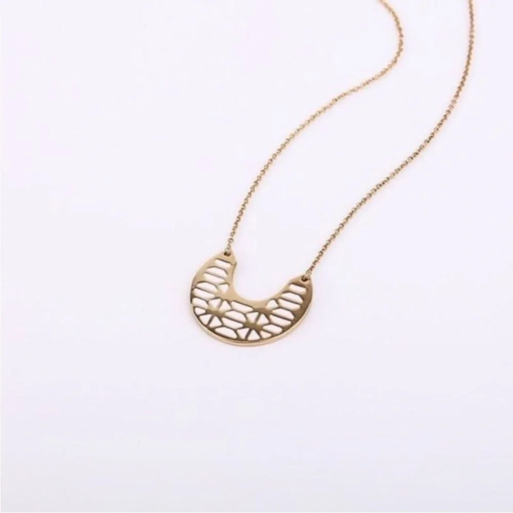 Stella & Dot simple chic
